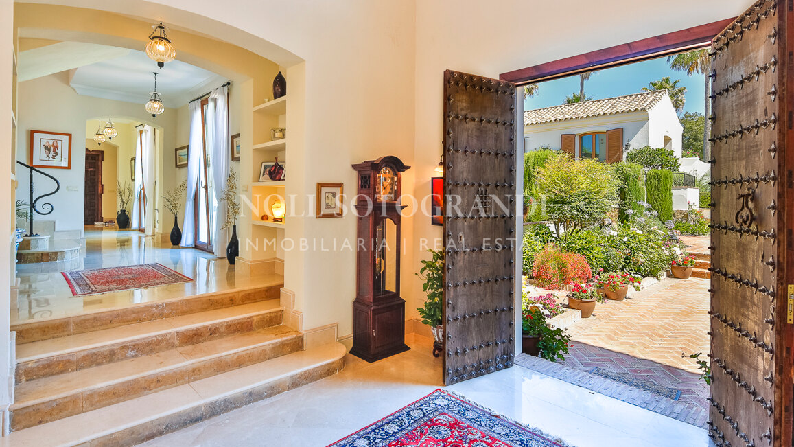 Makellose Villa mit Meer-und Golfblick Sotogrande Alto