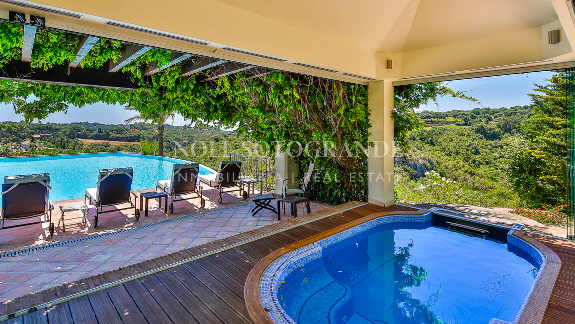 Makellose Villa mit Meer-und Golfblick Sotogrande Alto