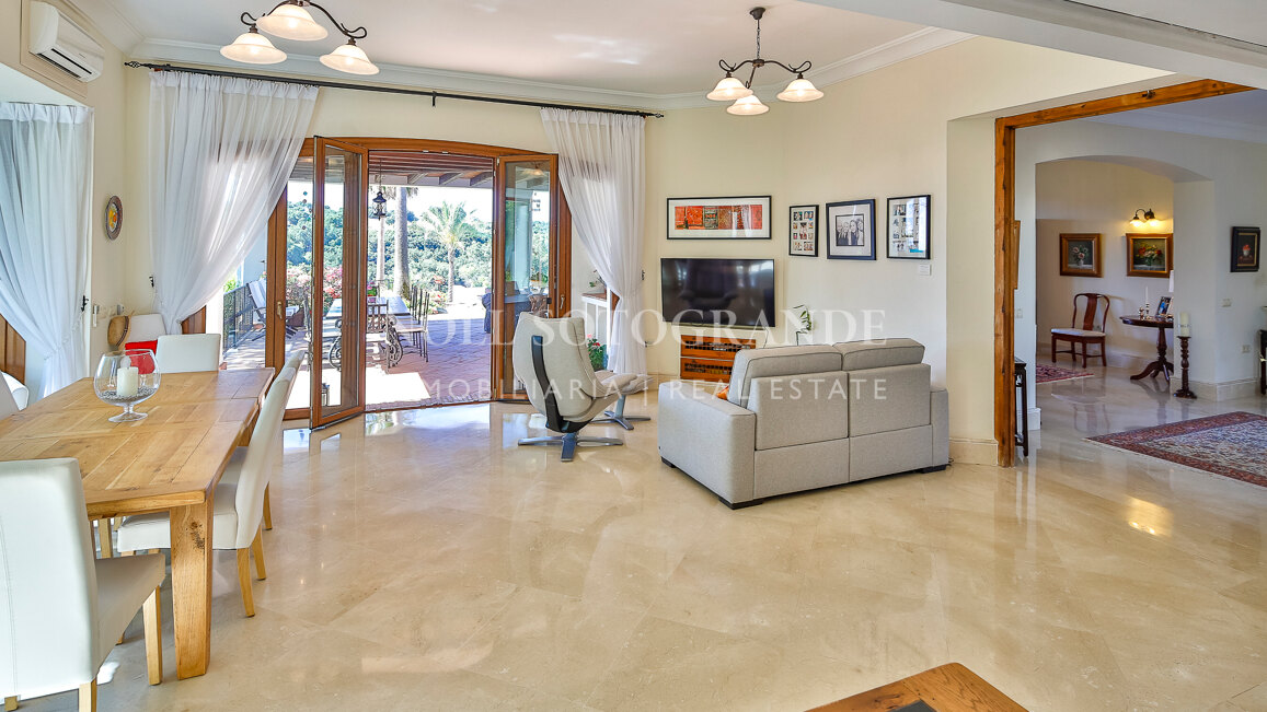 Makellose Villa mit Meer-und Golfblick Sotogrande Alto