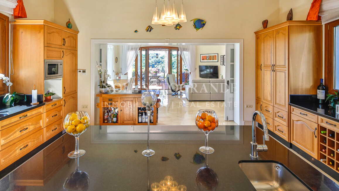Makellose Villa mit Meer-und Golfblick Sotogrande Alto