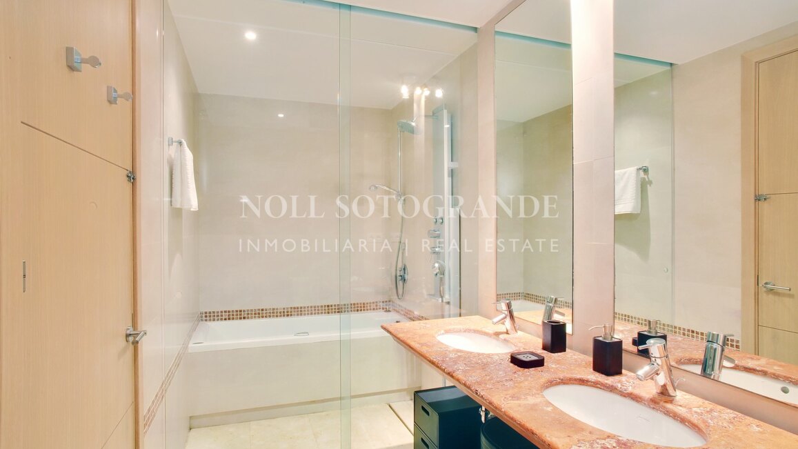 Moderne Wohnung zu vermieten in Ribera del Marlin Sotogrande