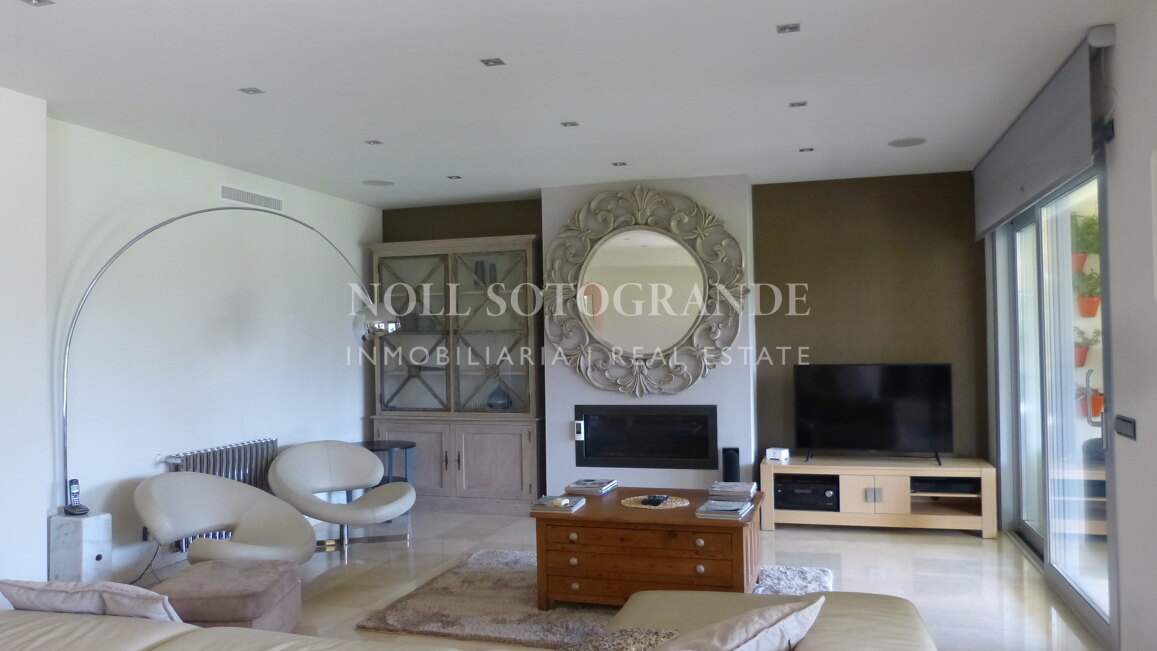 Moderne Villa zur Vermietung in Sotogrande Costa