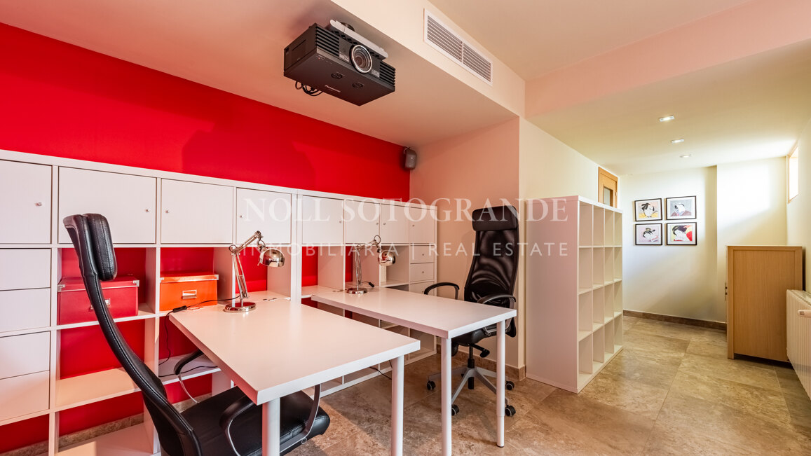 Villa moderna en alquiler en Sotogrande Costa