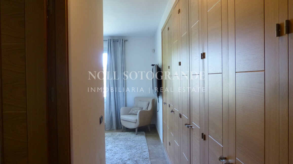 Moderne Villa zur Vermietung in Sotogrande Costa