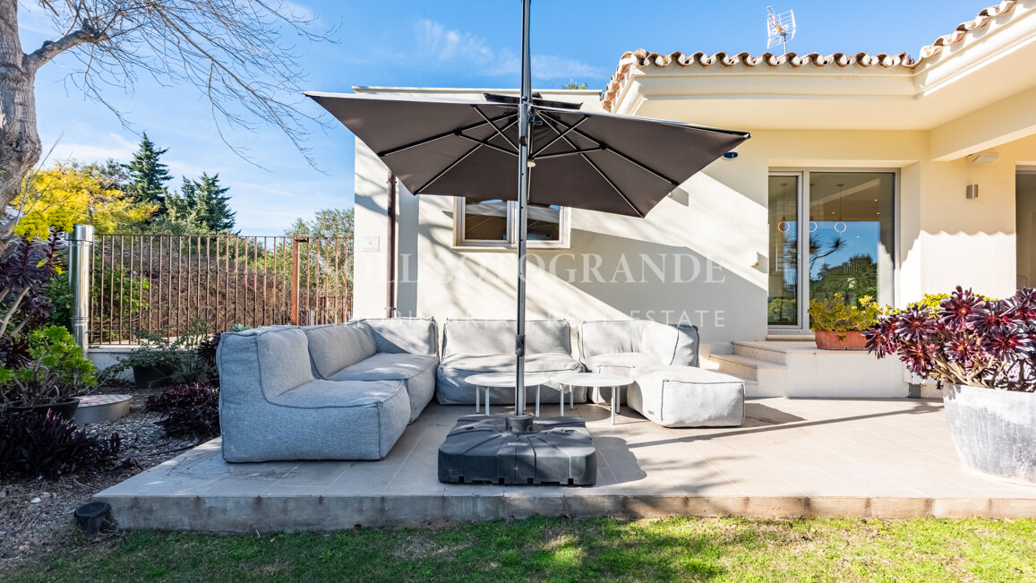 Villa moderna en alquiler en Sotogrande Costa
