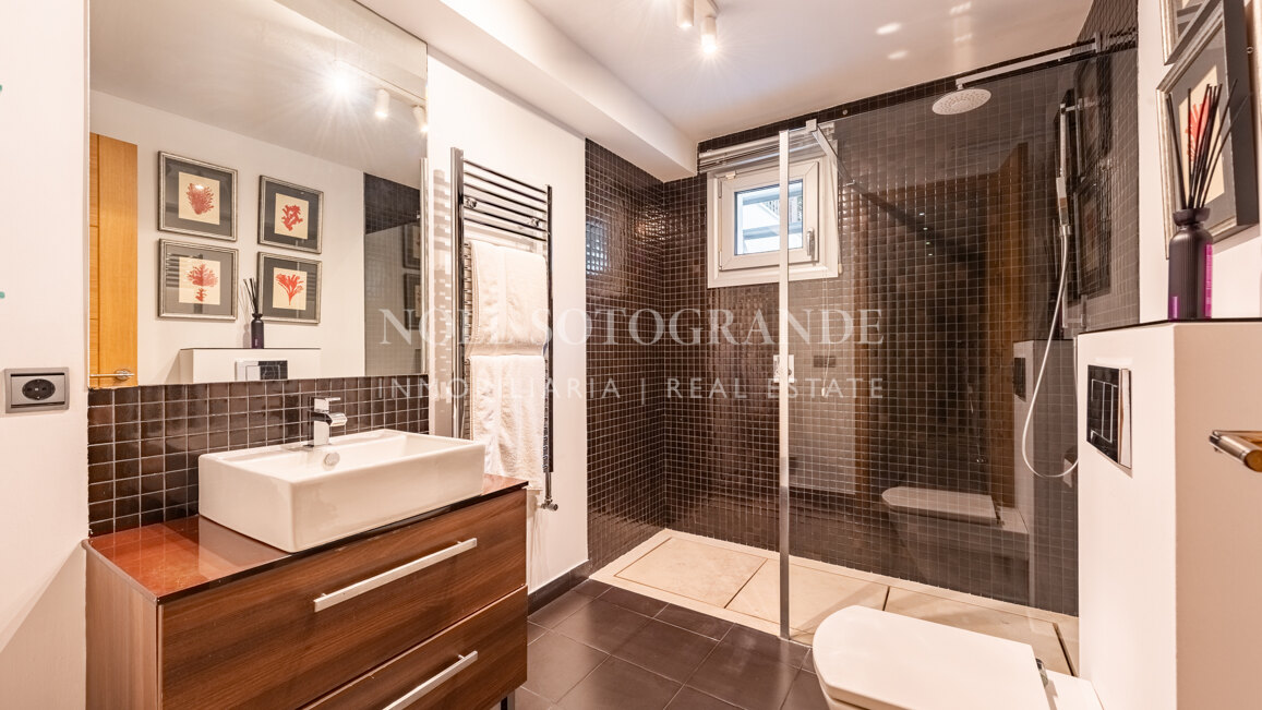 Villa moderna en alquiler en Sotogrande Costa