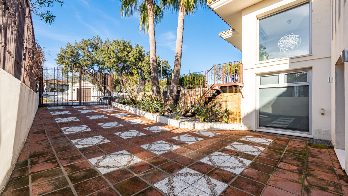 Villa moderna en alquiler en Sotogrande Costa
