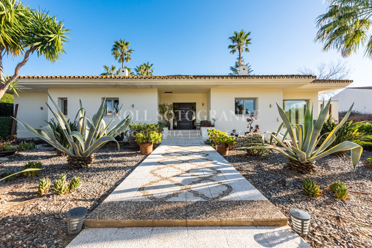 Modern Villa for rent in Sotogrande Costa
