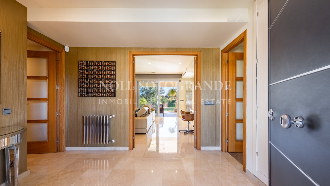 Villa moderna en alquiler en Sotogrande Costa