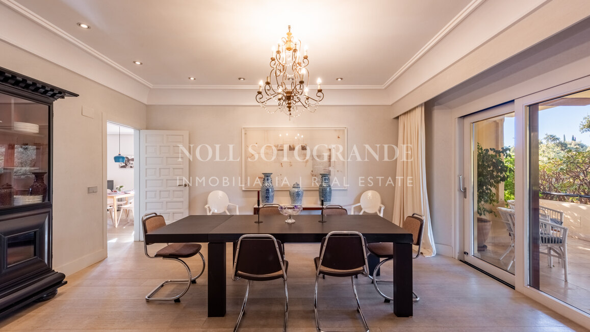 Vier-Zimmer-Wohnung im Erdgeschoss zum Verkauf in Valgrande, Sotogrande