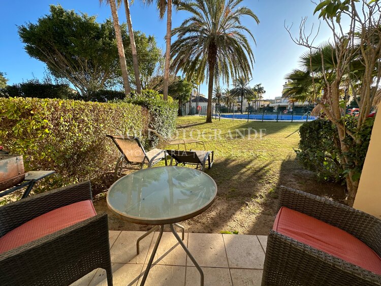 Reihenhaus mit Garten in San Roque Club für Langzeitvermietung