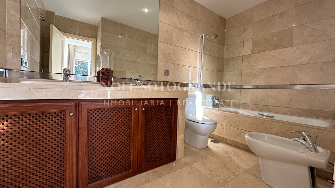 Reihenhaus mit Garten in San Roque Club für Langzeitvermietung