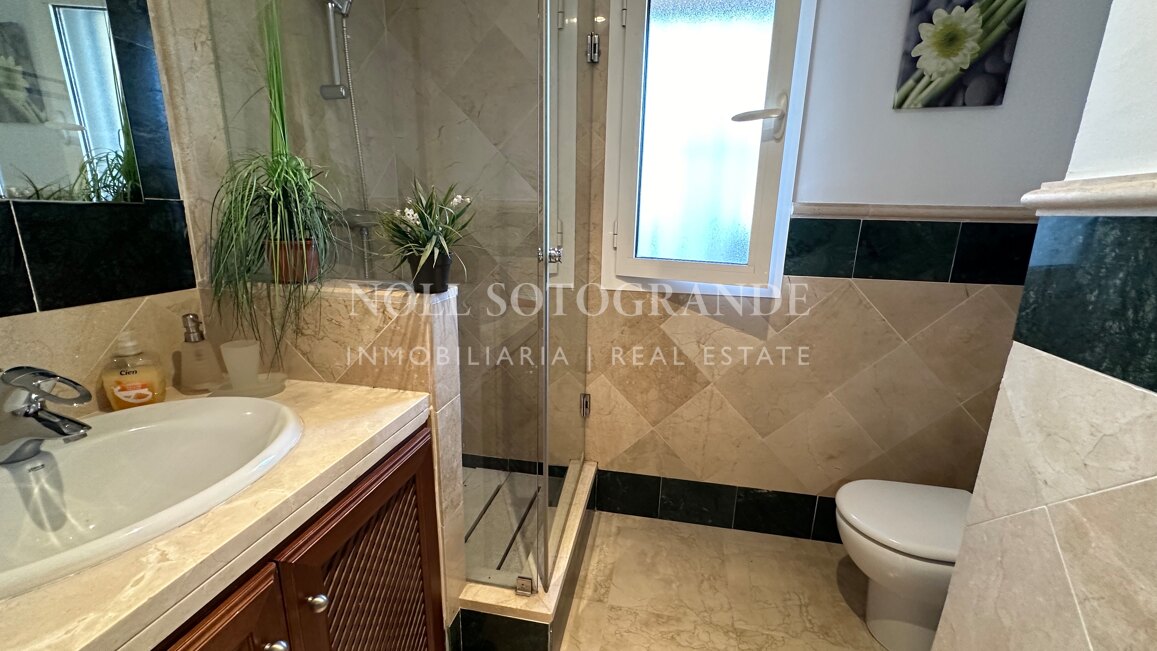 Reihenhaus mit Garten in San Roque Club für Langzeitvermietung