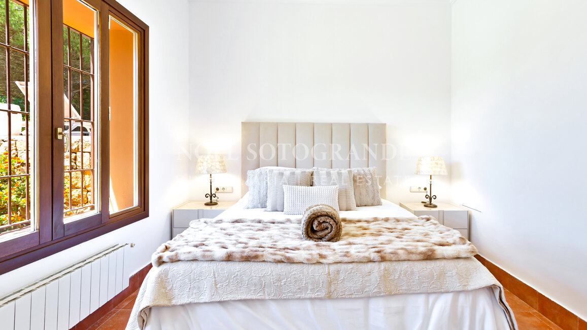 Villa in der Nähe der Internationalen Schule Sotogrande zu vermieten