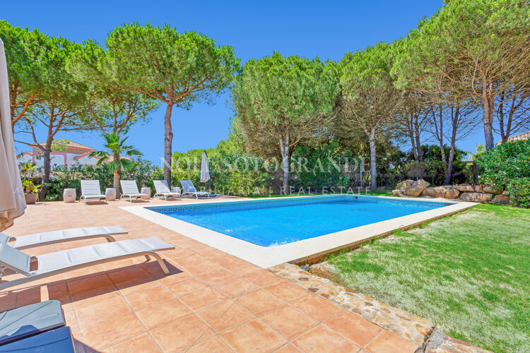 Villa close to the Sotogrande International School for short term rent