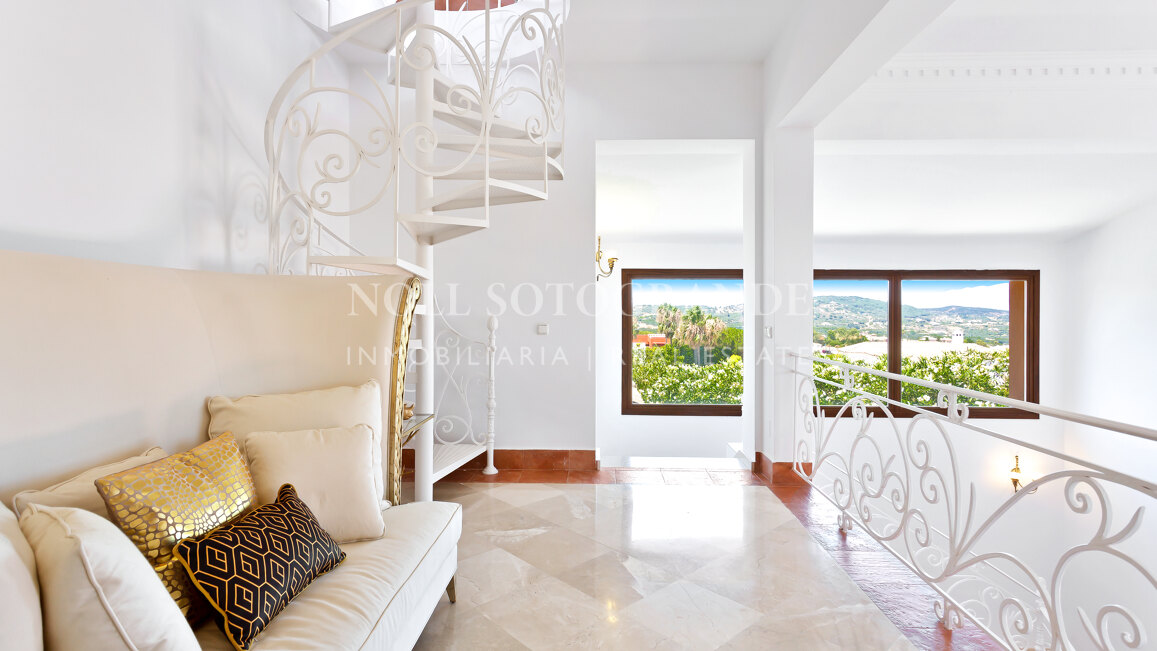 Villa in der Nähe der Internationalen Schule Sotogrande zu vermieten