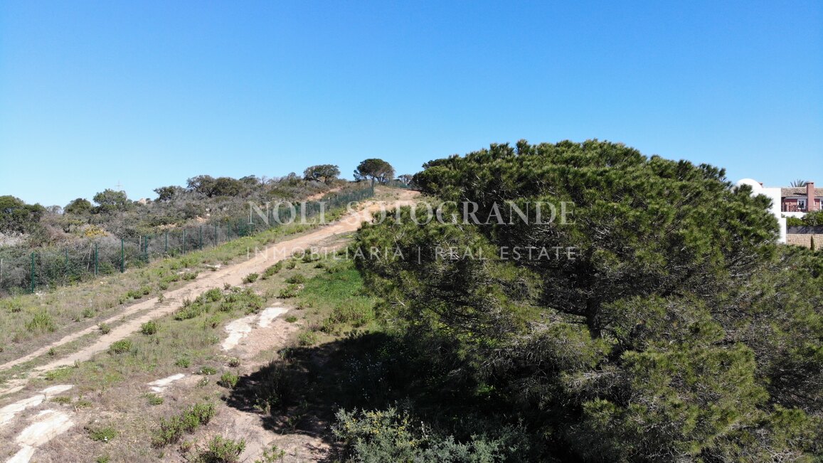 Grundstück im Verkauf in La Reserva, Sotogrande