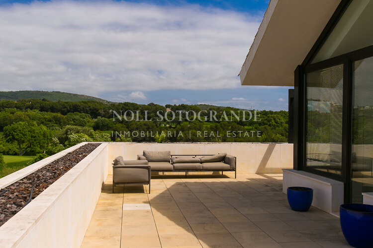 Maisonette-Wohnung zur Vermietung in Hacienda Valderrama, Sotogrande