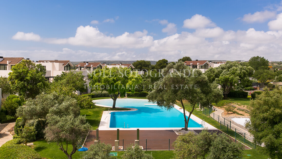 Maisonette-Wohnung zur Vermietung in Hacienda Valderrama, Sotogrande