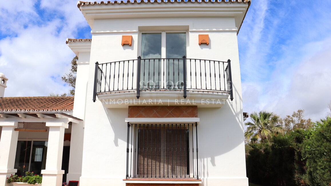 Charmante Villa mit 4 Schlafzimmern in Sotogrande Costa zur Ferienvermietung