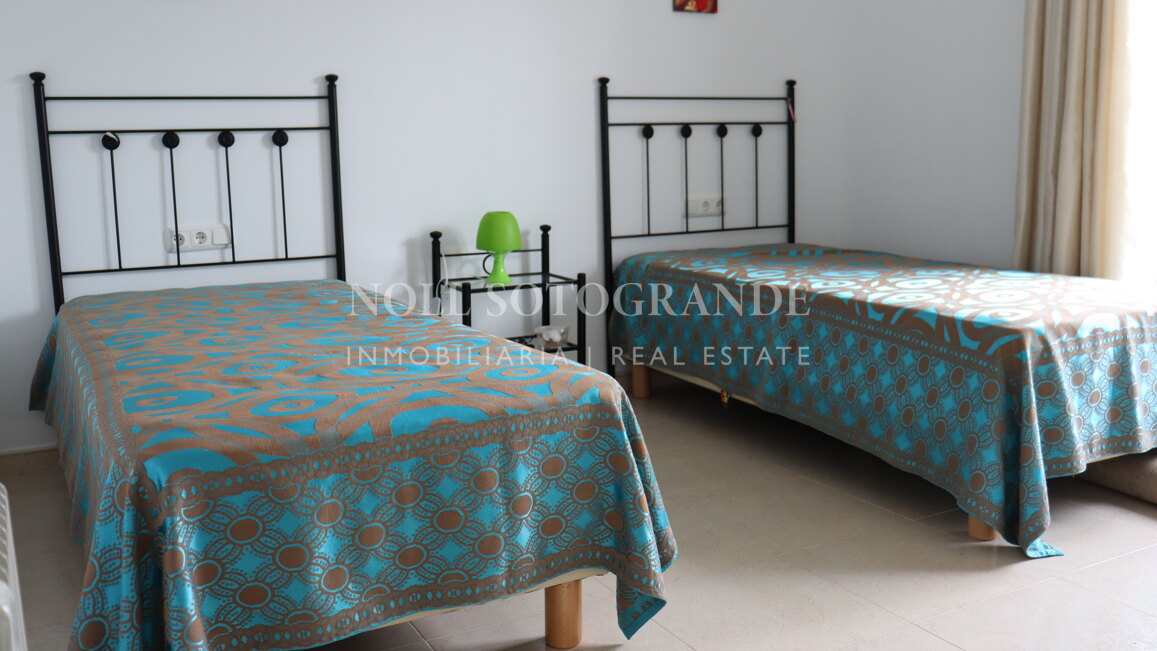 Charmante Villa mit 4 Schlafzimmern in Sotogrande Costa zur Ferienvermietung