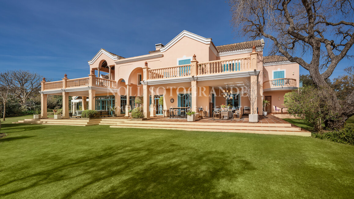 Zeitlos elegante Villa zum Verkauf erste Golflinie San Roque Club