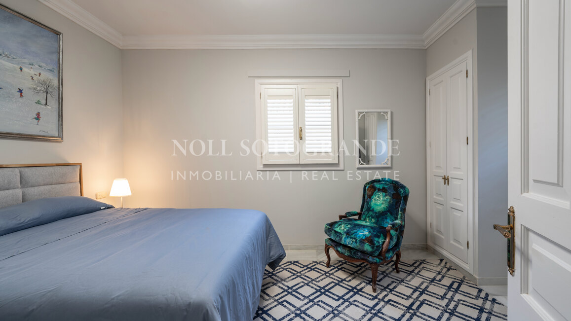 Zeitlos elegante Villa zum Verkauf erste Golflinie San Roque Club