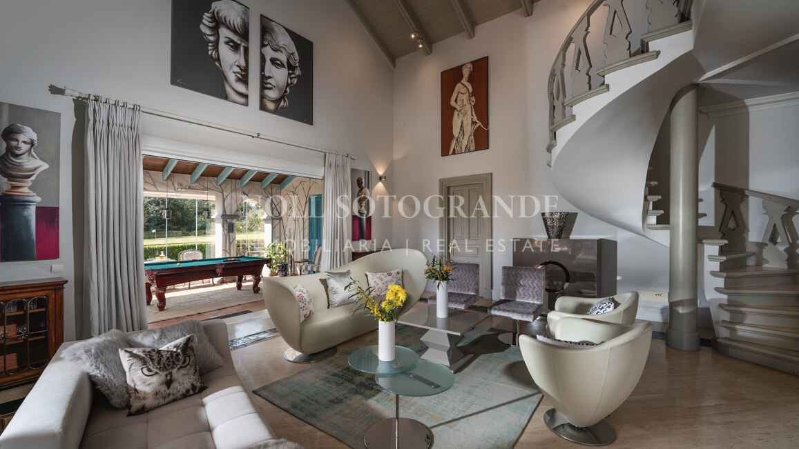 Zeitlos elegante Villa zum Verkauf erste Golflinie San Roque Club
