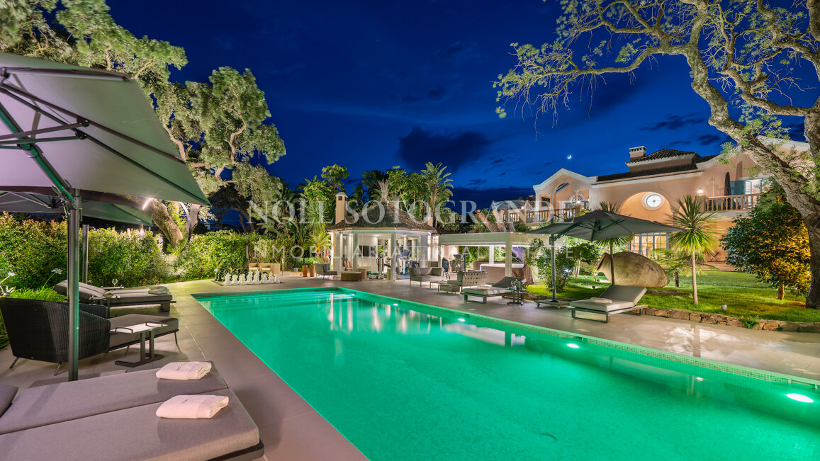 Zeitlos elegante Villa zum Verkauf erste Golflinie San Roque Club