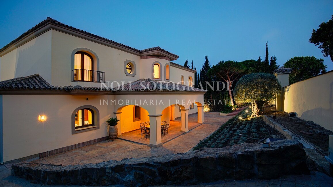 Luxuriöse Villa zu vermieten in Sotogrande Alto