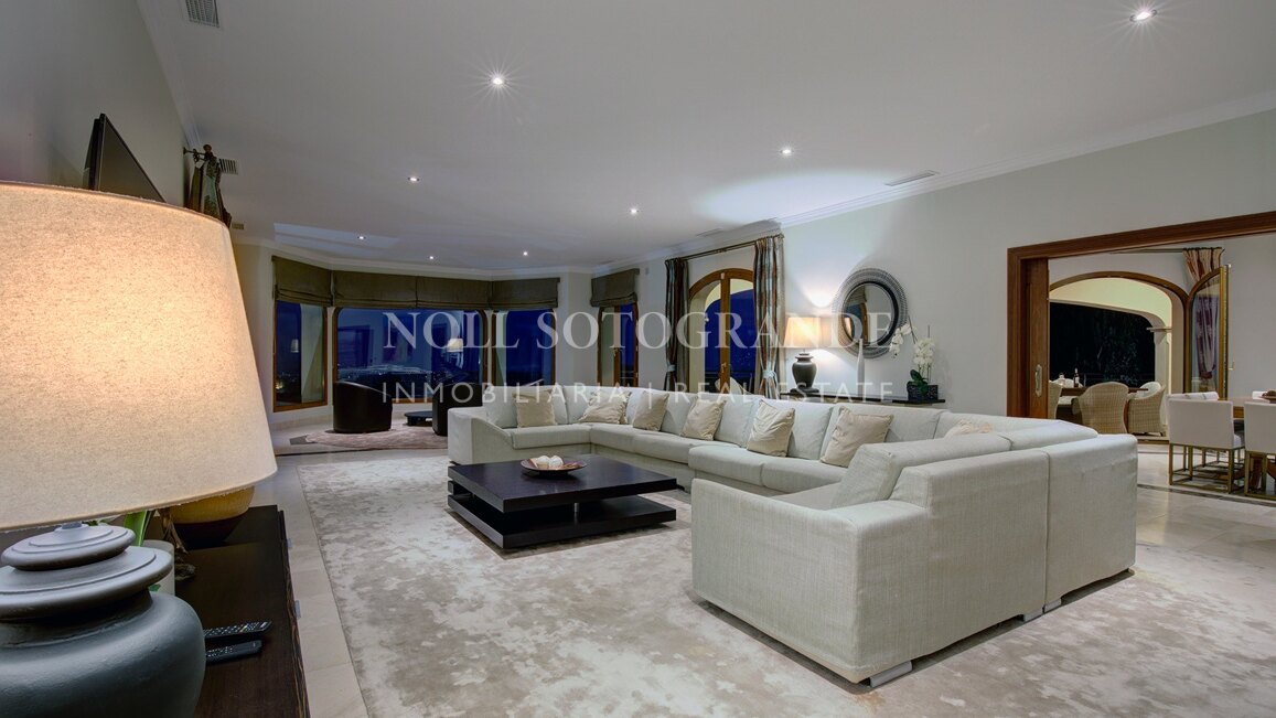 Luxuriöse Villa zu vermieten in Sotogrande Alto
