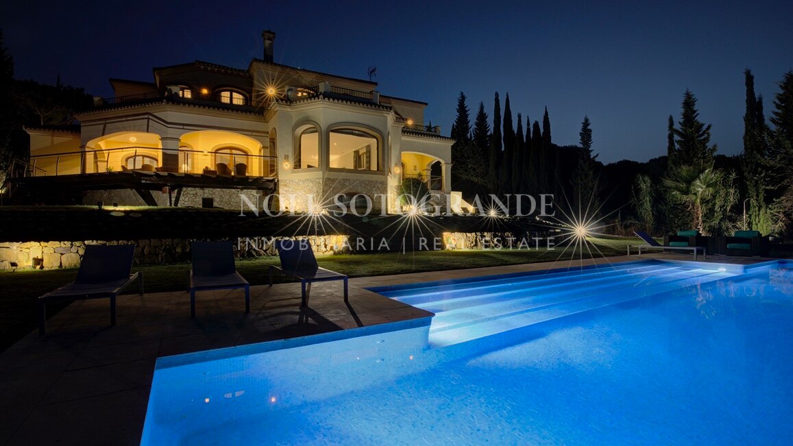 Luxuriöse Villa zu vermieten in Sotogrande Alto