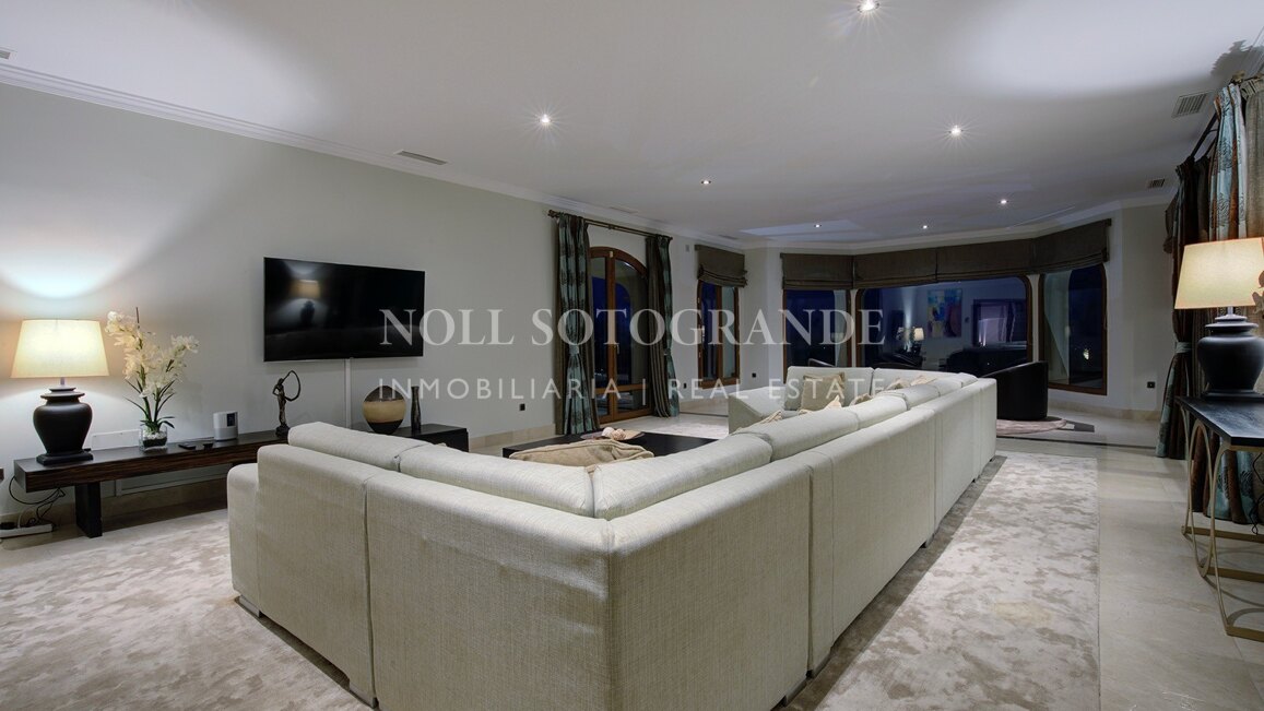 Luxuriöse Villa zu vermieten in Sotogrande Alto