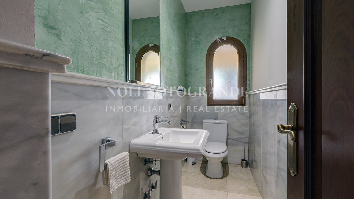 Luxuriöse Villa zu vermieten in Sotogrande Alto