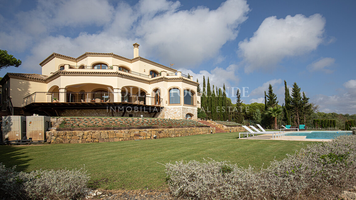 Luxuriöse Villa zu vermieten in Sotogrande Alto