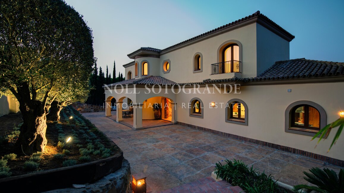 Luxuriöse Villa zu vermieten in Sotogrande Alto