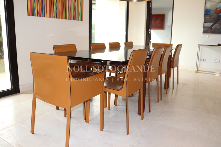 Erdgeschosswohnung zur Langzeitvermietung in Hacienda Valderrama