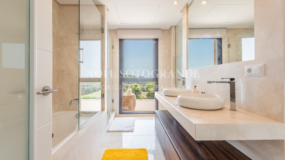 Villa Nandi verfügbar für Kurzzeitvermietungen in La Reserva