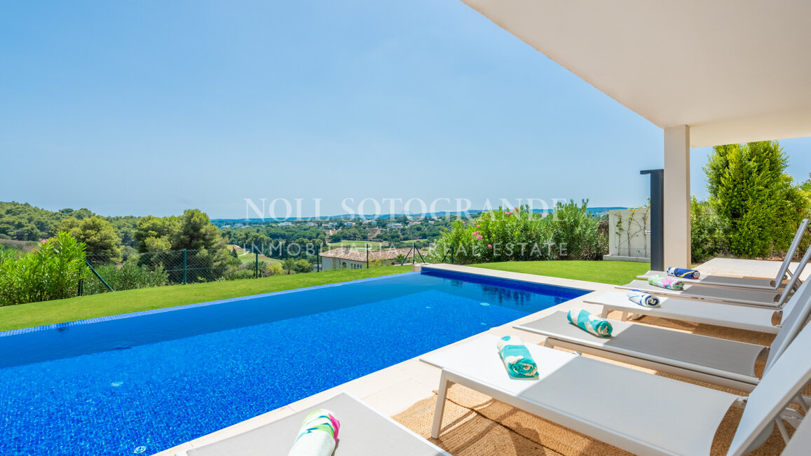 Villa Nandi verfügbar für Kurzzeitvermietungen in La Reserva