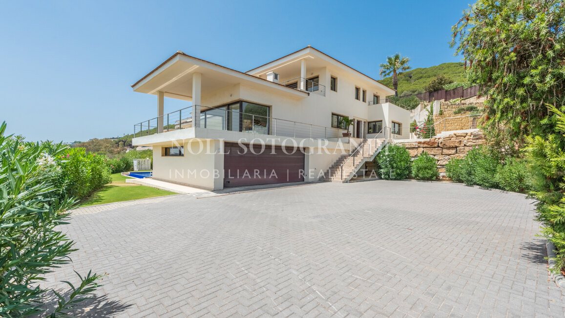 Villa Nandi verfügbar für Kurzzeitvermietungen in La Reserva