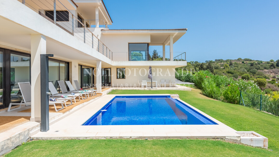 Villa Nandi verfügbar für Kurzzeitvermietungen in La Reserva