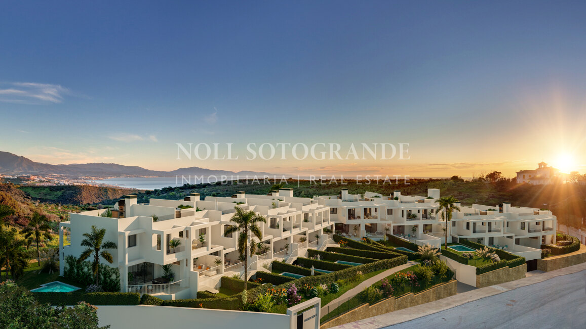 Townhouse with amazing views for sale off-plan in Bahia de las Rocas, Manilva