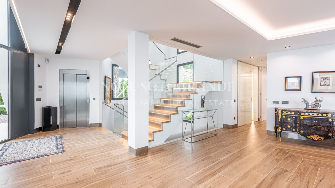 Neu gebaute moderne Villa zum Verkauf - La Reserva de Sotogrande