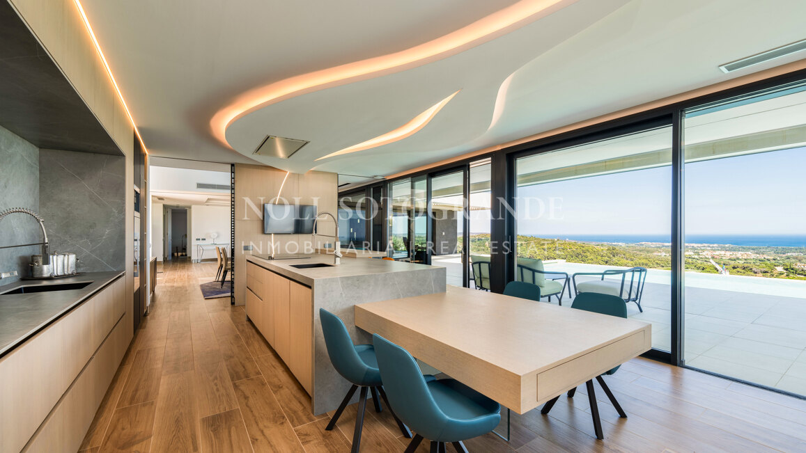 Neu gebaute moderne Villa zum Verkauf - La Reserva de Sotogrande