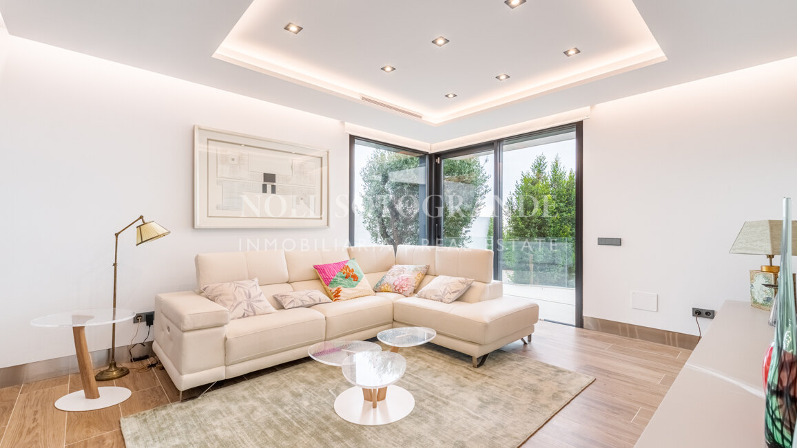 Neu gebaute moderne Villa zum Verkauf - La Reserva de Sotogrande