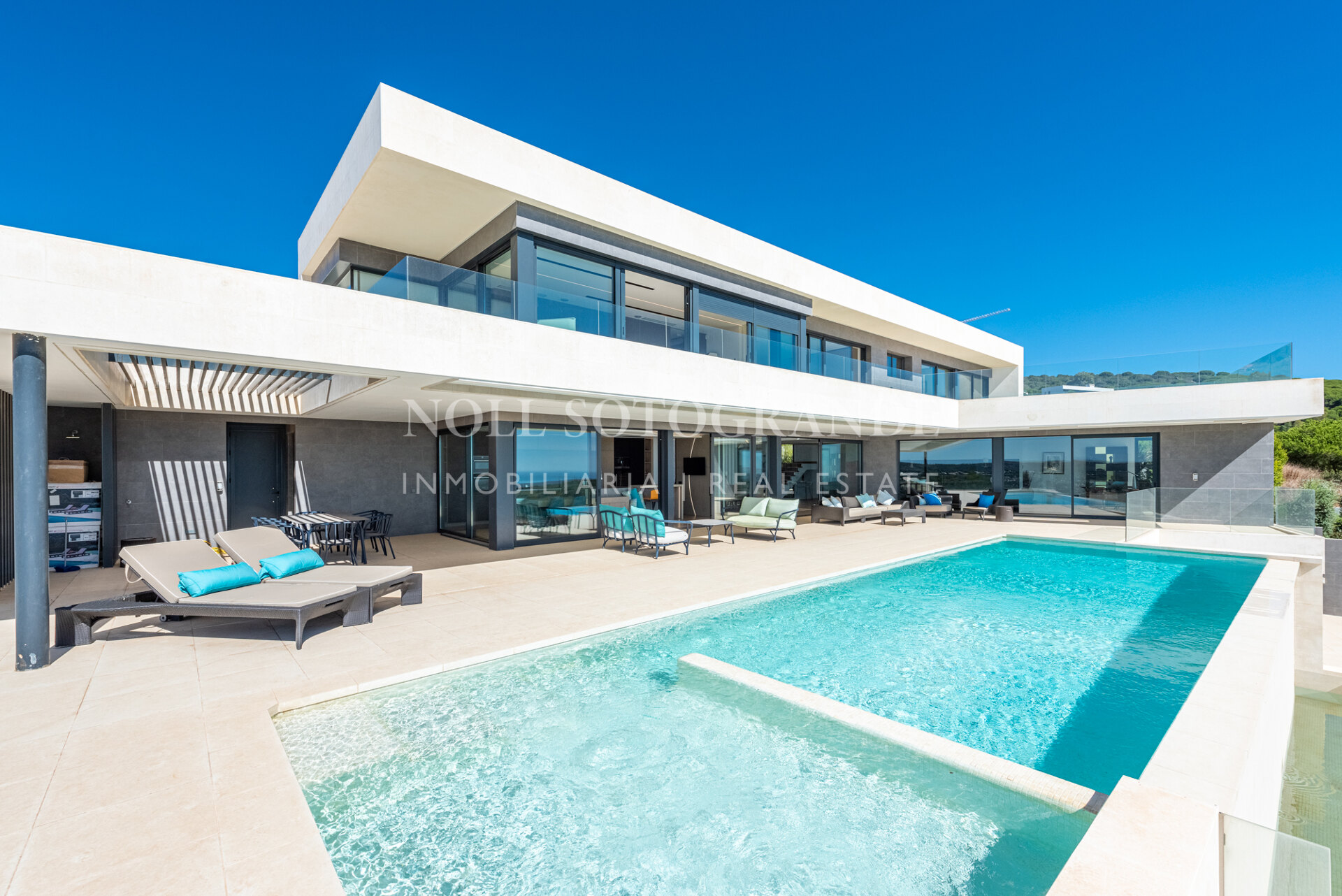 Villa moderna de nueva construcción en venta - La Reserva de Sotogrande