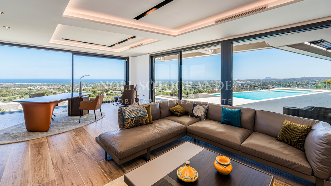 Neu gebaute moderne Villa zum Verkauf - La Reserva de Sotogrande