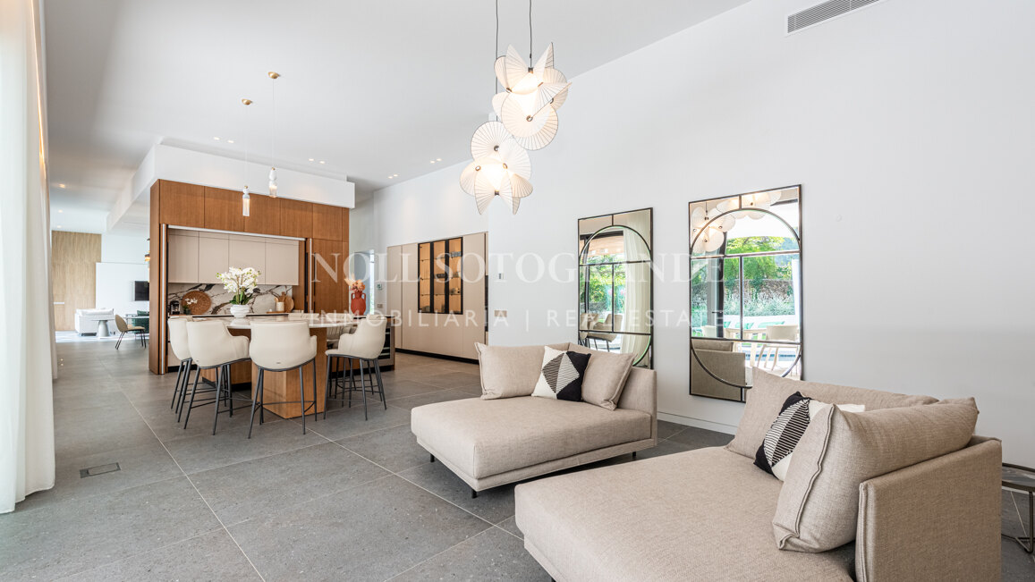 Luxury Golf Villa in Sotogrande Alto for sale
