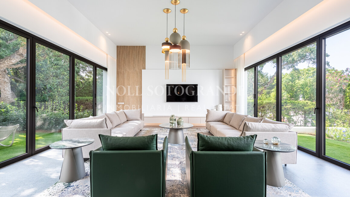 Luxury Golf Villa in Sotogrande Alto for sale