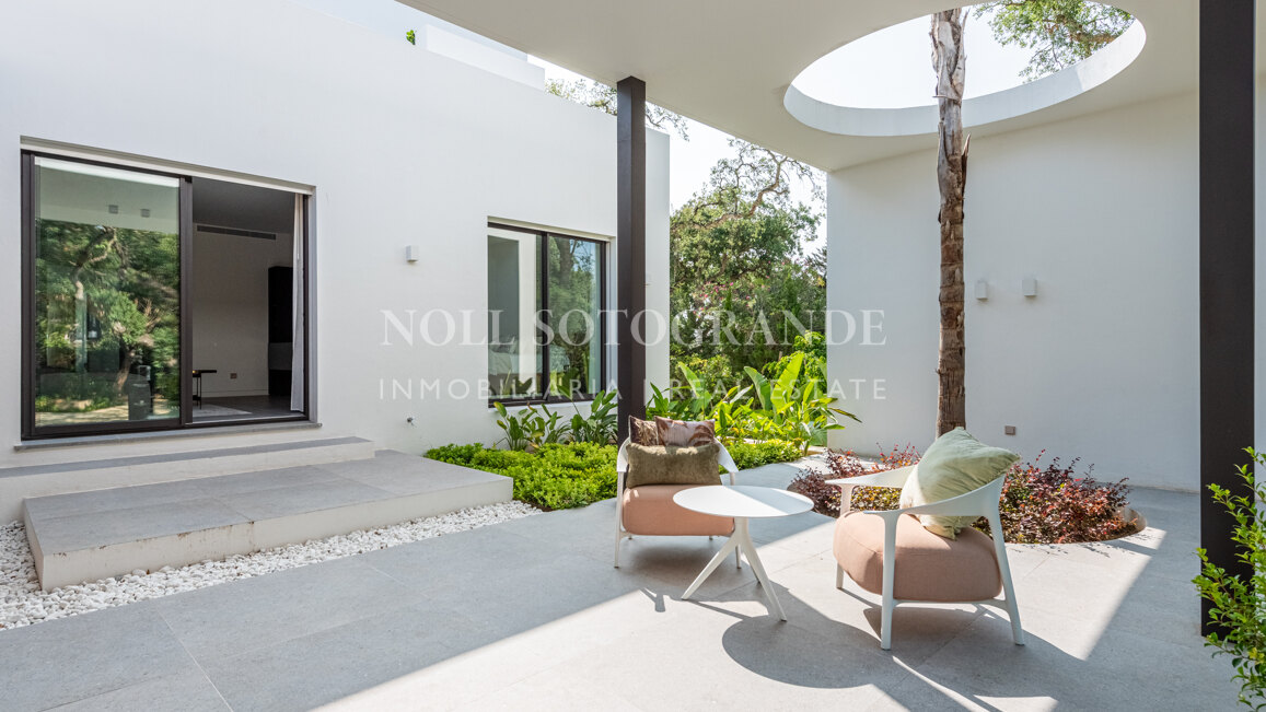Luxury Golf Villa in Sotogrande Alto for sale